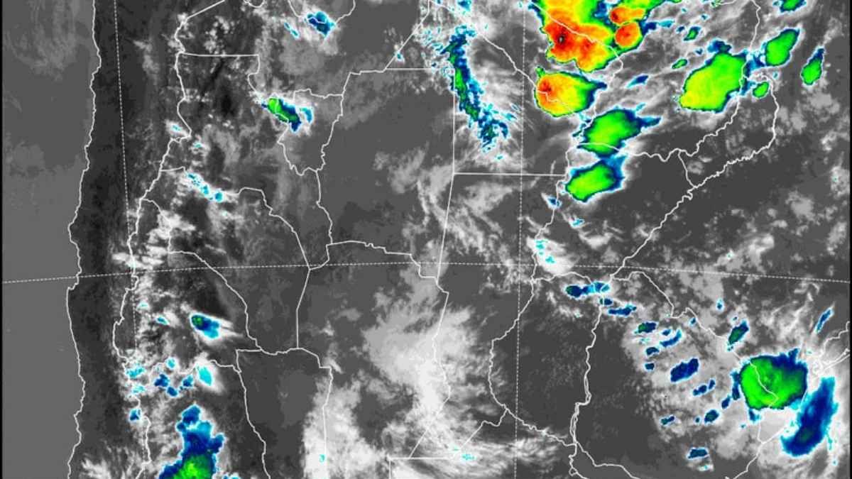 Se recomienda extremar los cuidados y la hidratación ante máximas que alcanzarán los 36°C. Se recomienda extremar los cuidados y la hidratación ante máximas que alcanzarán los 36°C.