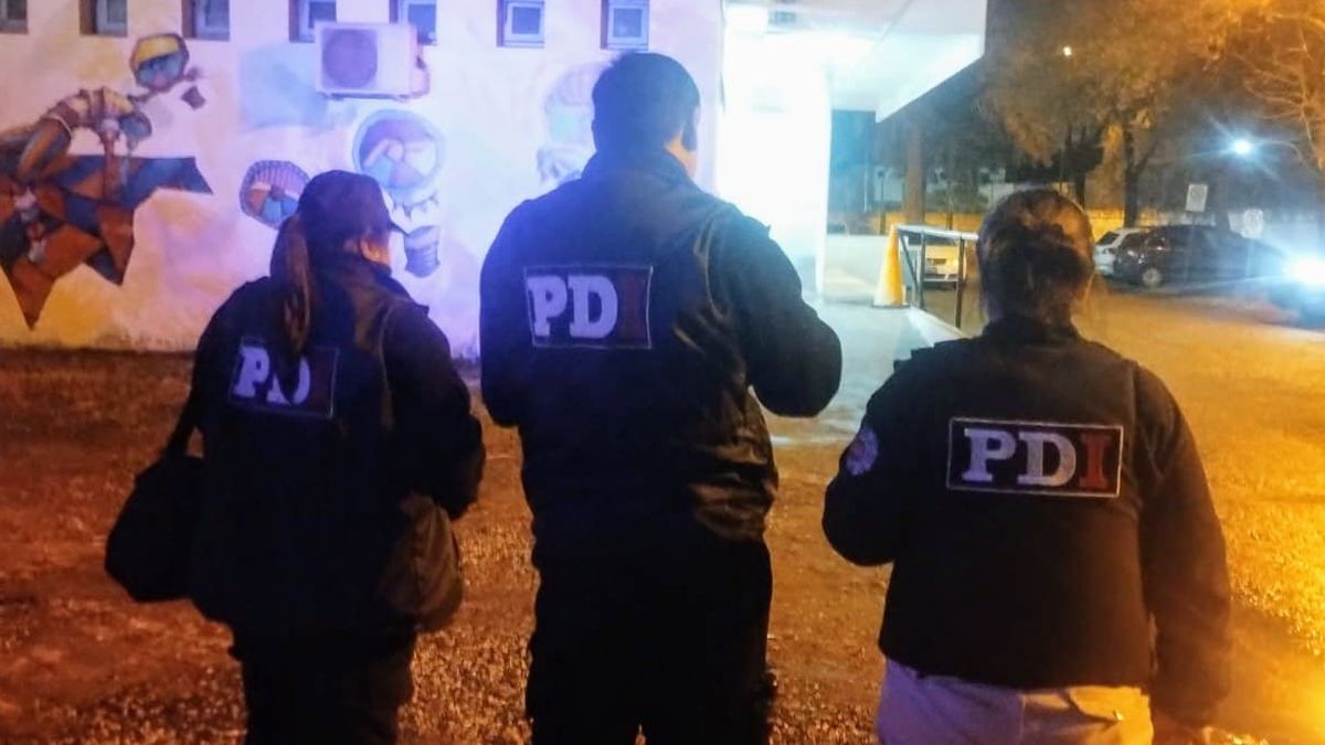 La Policía trabajó en la escena del ataque en Guaria Morada y Petunia, donde hallaron vainas servidas e impactos de bala en una vivienda. La Policía trabajó en la escena del ataque en Guaria Morada y Petunia, donde hallaron vainas servidas e impactos de bala en una vivienda.