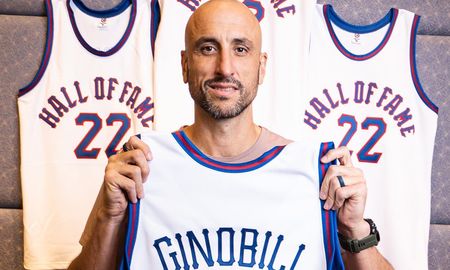 Este sábado, Manu Ginóbili será incluido de manera oficial en el Salón de la Fama de la NBA. Este sábado, Manu Ginóbili será incluido de manera oficial en el Salón de la Fama de la NBA.
