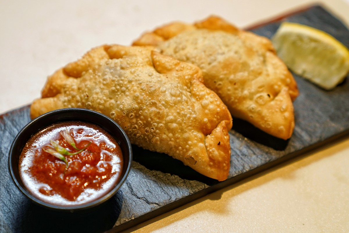 Las empanadas fritas de osobuco son una excelente opción para hacer en casa y sorprender a la familia. Las empanadas fritas de osobuco son una excelente opción para hacer en casa y sorprender a la familia.