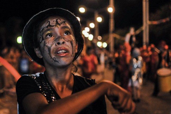 Jornada a puro color y Carnaval en la costanera este