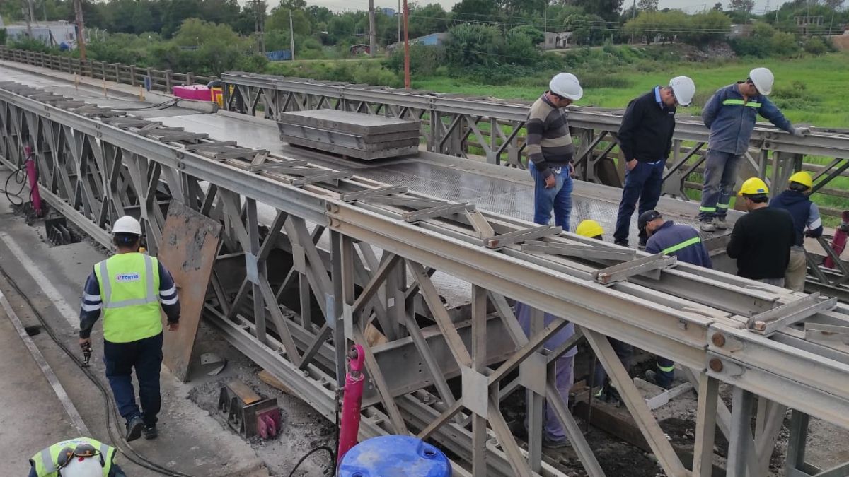 Este viernes 22 de noviembre se llevará a cabo una prueba de carga decisiva para verificar la estabilidad de la estructura. Este viernes 22 de noviembre se llevará a cabo una prueba de carga decisiva para verificar la estabilidad de la estructura.