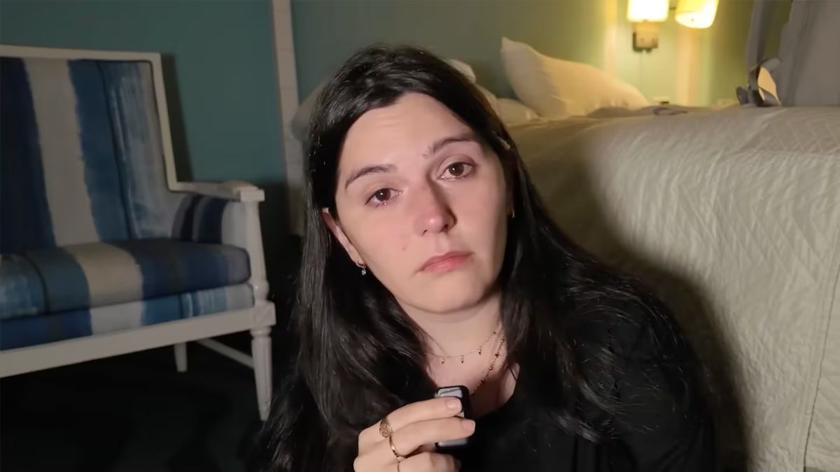 La influencer reconoció que todavía se siente vulnerable, pero aseguró que el acompañamiento de otras mujeres le dio fuerzas para seguir adelante.