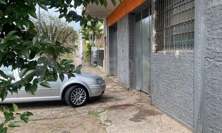 La explosión se produjo dentro del taller mecánico este jueves por la mañana. La explosión se produjo dentro del taller mecánico este jueves por la mañana.