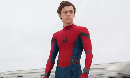 Un dato interesante al que apuntan los fans, es que siempre que Empire presenta este tipo de números especiales, llegan acompañados de imágenes oficiales del filme y principalmente un tráiler. Un dato interesante al que apuntan los fans, es que siempre que Empire presenta este tipo de números especiales, llegan acompañados de imágenes oficiales del filme y principalmente un tráiler.