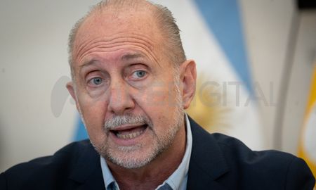 El gobernador se refirió a la designación de jueces federales para Rosario, aprobada en el Senado de la Nación, y dijo que es la señal que el gobierno provincial venía pidiendo. El gobernador se refirió a la designación de jueces federales para Rosario, aprobada en el Senado de la Nación, y dijo que es la señal que el gobierno provincial venía pidiendo.