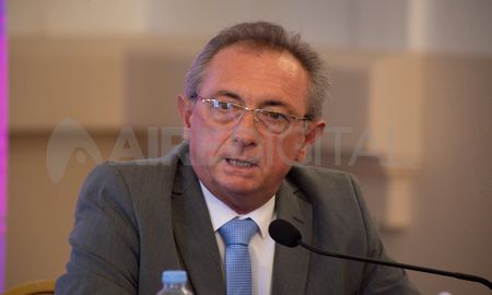 Costamagna no tuvo contacto directo con Perotti, que anunció el miércoles que tiene covid. Costamagna no tuvo contacto directo con Perotti, que anunció el miércoles que tiene covid.
