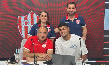 Maizon Rodríguez junto a Mauro Móbili, Julio González y Marina Bodrone, equipo de Unión Play. Maizon Rodríguez junto a Mauro Móbili, Julio González y Marina Bodrone, equipo de Unión Play.