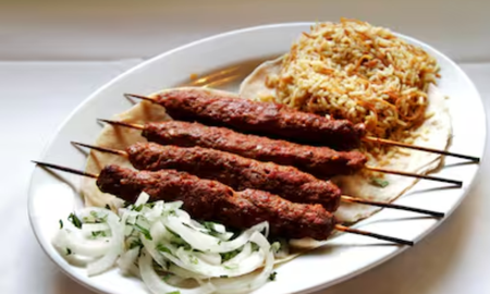 Kebab, plato de Medio Oriente. Kebab, plato de Medio Oriente.