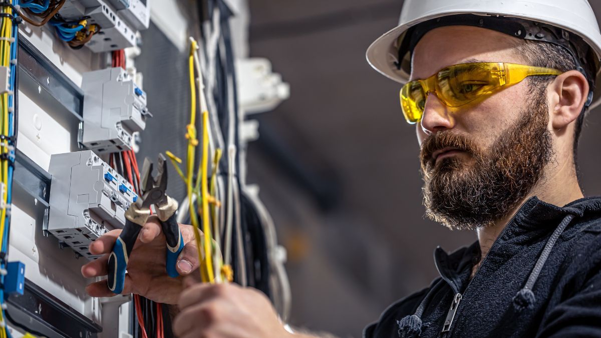 Los electricistas lo recomiendan no solo para facilitar reparaciones y mantenimiento, sino también para mejorar la seguridad y permitir un mejor control del consumo eléctrico. Los electricistas lo recomiendan no solo para facilitar reparaciones y mantenimiento, sino también para mejorar la seguridad y permitir un mejor control del consumo eléctrico.