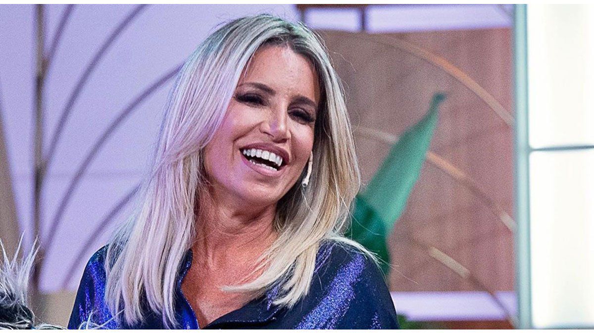 Florencia Peña calentó las redes: posó en micro bikini