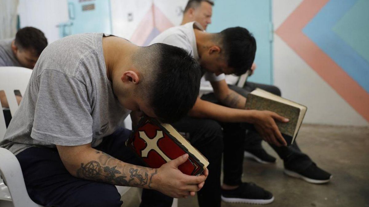 El pastor Teddy admitió que la sobrepoblación carcelaria El pastor Teddy admitió que la sobrepoblación carcelaria