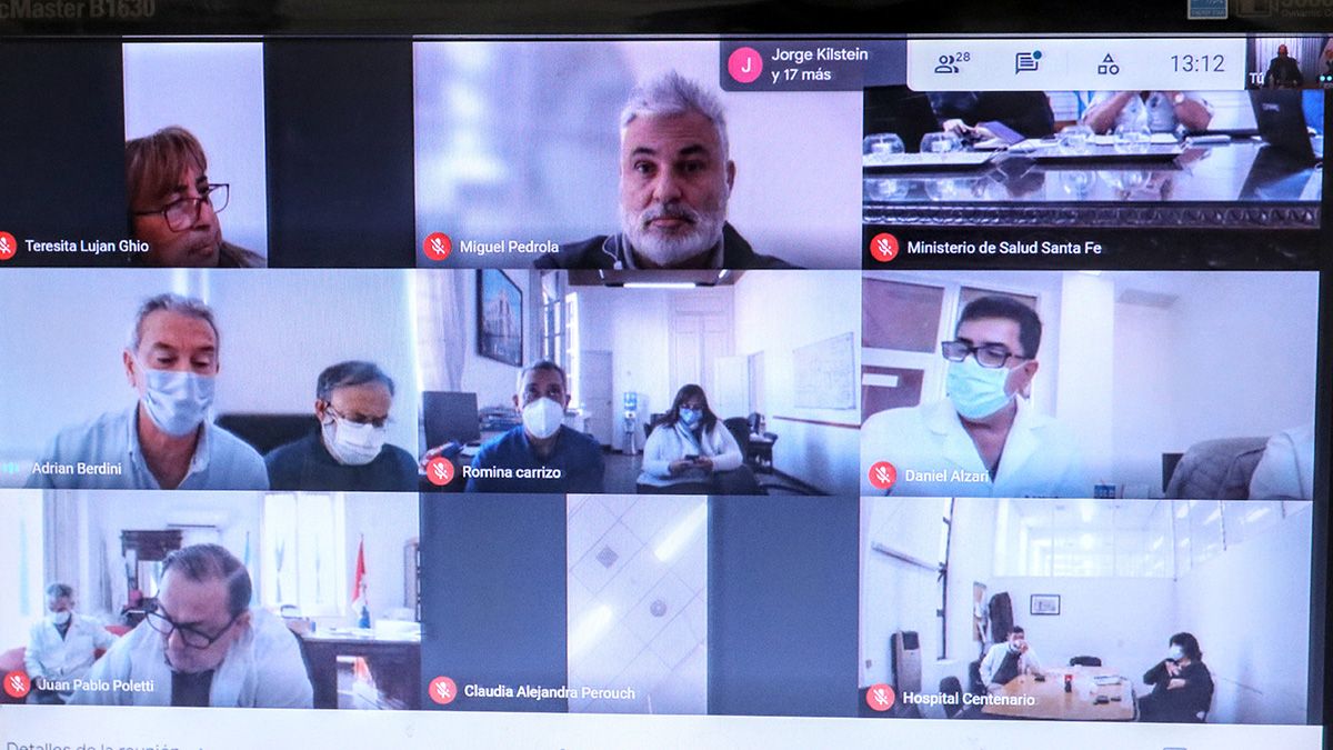 La ministra de Salud reconoció que en la reunión se escucharon pedidos de restricciones “para trabajar en disminuir la tasa de contagios, porque la respuesta del sistema de salud está absolutamente en su límite máximo. No hay capacidad de respuesta y ya no hay más capacidad de atención