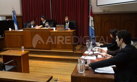 Martínez agredió a su ex esposa en plena calle Martínez agredió a su ex esposa en plena calle