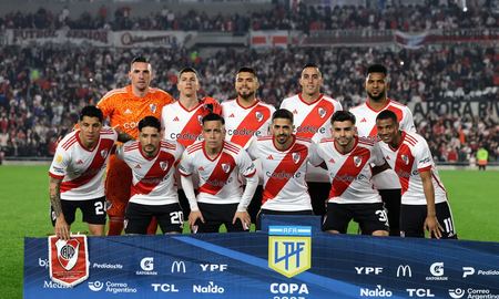 River pidió mudar su localía en la última fecha de la Copa de la Liga. River pidió mudar su localía en la última fecha de la Copa de la Liga.