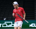 El Peque Schwartzman derrotó a Davidovich en el Masters de París y sigue con muchas chances de llegar al Masters de Londres. El Peque Schwartzman derrotó a Davidovich en el Masters de París y sigue con muchas chances de llegar al Masters de Londres.