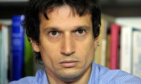 La Justicia le permitirá a Diego Lagomarsino seguir su vida sin la tobillera electrónica. La Justicia le permitirá a Diego Lagomarsino seguir su vida sin la tobillera electrónica.