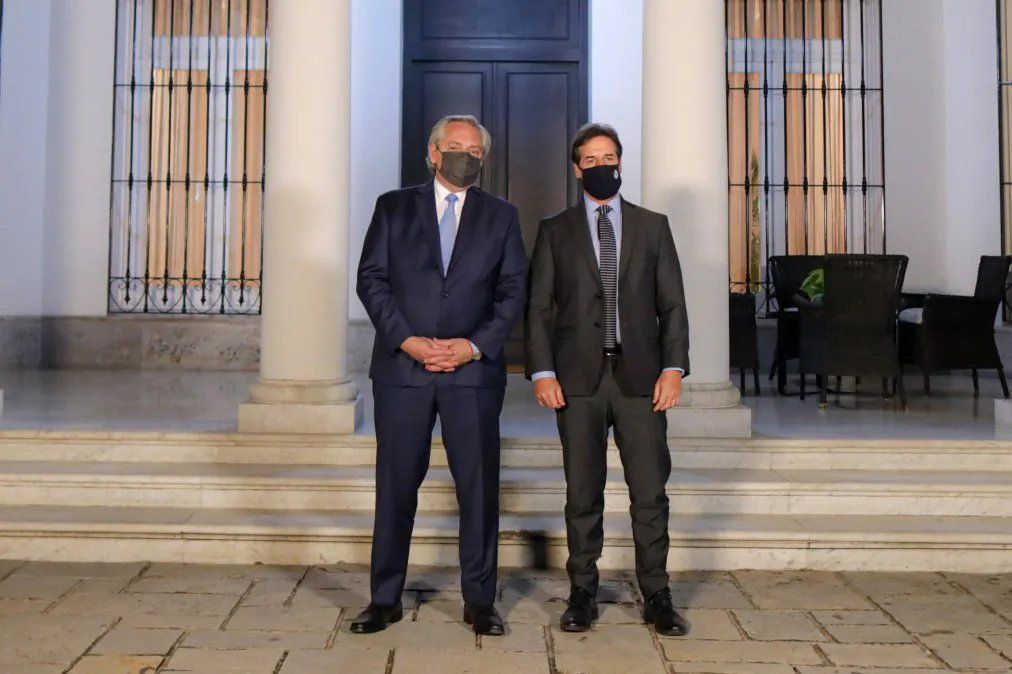 El viernes 13 de agosto se juntaron los presidentes de Argentina y Uruguay y acordaron mantener "diálogo directo" sobre el Mercosur.