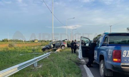 El accidente se produjo en Circunvalación Oeste, en una zona cercana al hipódromo de Santa Fe. El accidente se produjo en Circunvalación Oeste, en una zona cercana al hipódromo de Santa Fe.