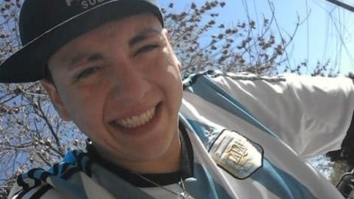 El crimen de Brian Giménez ocurrió en 2022, cuando desde el penal de Piñero, el narco vio como asesinaban a un exintegrante de su banda, acusado de traidor. El crimen de Brian Giménez ocurrió en 2022, cuando desde el penal de Piñero, el narco vio como asesinaban a un exintegrante de su banda, acusado de traidor.