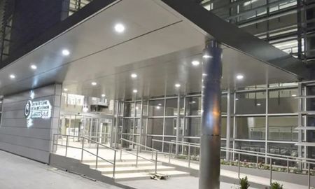 La niña se encuentra internada en el sector de Neonatología del Centro Integral de Salud Banda. La niña se encuentra internada en el sector de Neonatología del Centro Integral de Salud Banda.
