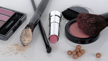 Cosméticos sin control de la ANMAT: recomendaciones clave para comprar en el exterior