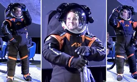 Así lució un astronauta el modelo del traje que usarán en la Nasa para volver a la Luna en el 2025 con personas. El diseño se mostró este miércoles 15 de marzo del 2023. Así lució un astronauta el modelo del traje que usarán en la Nasa para volver a la Luna en el 2025 con personas. El diseño se mostró este miércoles 15 de marzo del 2023.