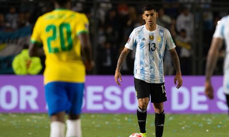 Cristian Cuti Romero se lesionó y no jugará hasta 2022. El cuerpo técnico de la Selección Argentina evaluará si llega a jugar la fecha de Eliminatorias Sudamericanas del próximo año. Cristian Cuti Romero se lesionó y no jugará hasta 2022. El cuerpo técnico de la Selección Argentina evaluará si llega a jugar la fecha de Eliminatorias Sudamericanas del próximo año.