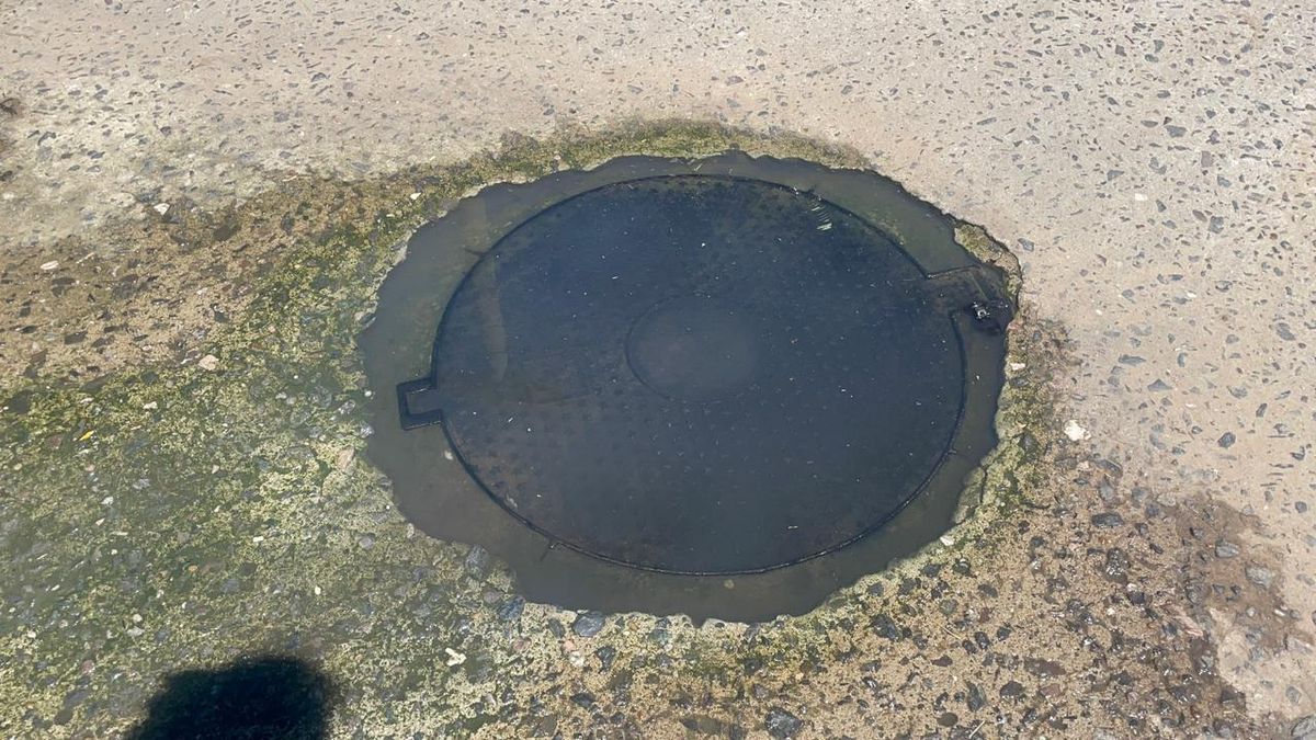 Algunos desbordes, según los vecinos, persisten desde hace más de cuatro años.