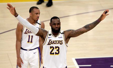 Crear la burbuja le costará a la NBA unos 150 millones de dólares, según aseguró Adam Silver, comisionado de la liga. Crear la burbuja le costará a la NBA unos 150 millones de dólares, según aseguró Adam Silver, comisionado de la liga.