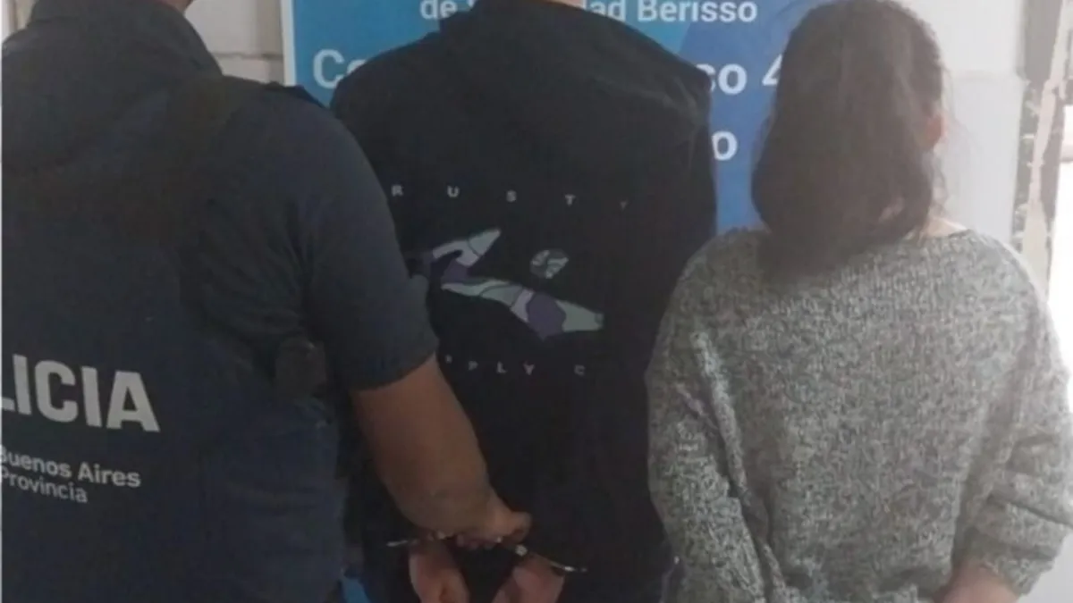 Una pareja abandonó a su hijo de 9 años en la calle porque se estaba portando mal