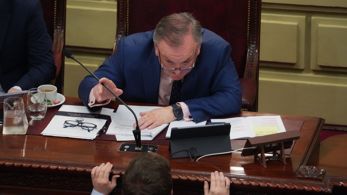 Felipe Michlig hizo un balance de la Constitución del 25 y adelantó cuándo trabajaran en las nuevas leyes. Felipe Michlig hizo un balance de la Constitución del 25 y adelantó cuándo trabajaran en las nuevas leyes.
