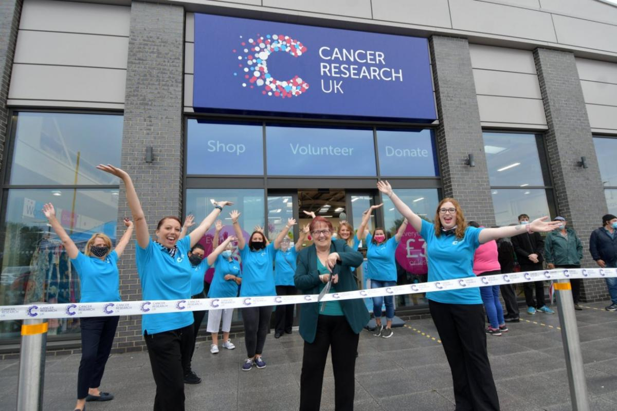 Nicola Smith, gerente sénior de información de salud de Cancer Research UK, dijo: “No hay suficiente evidencia para saber con certeza si beber yerba o mate muy caliente puede causar cáncer, aunque algunos estudios han encontrado una asociación