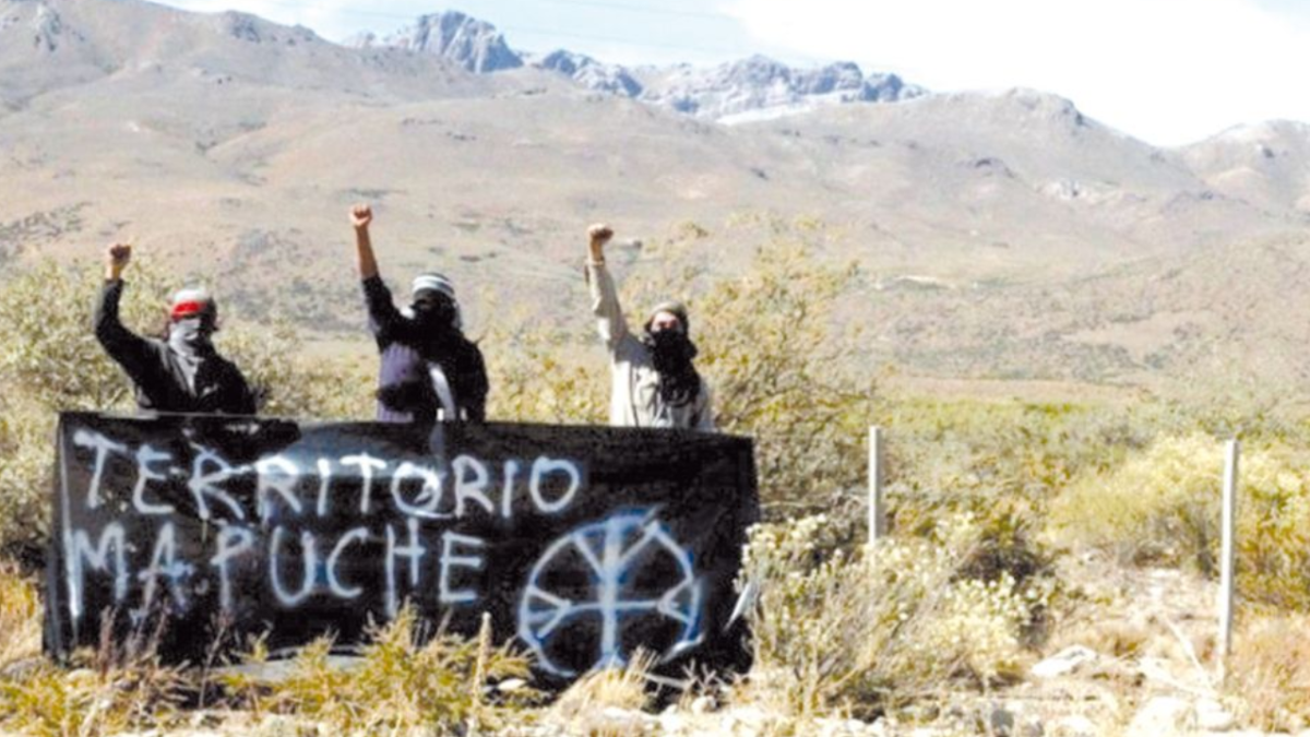 Gobierno: los mapuches de RAM en categoría “terrorista” y responsables de los incendios en la Patagonia Gobierno: los mapuches de RAM en categoría “terrorista” y responsables de los incendios en la Patagonia
