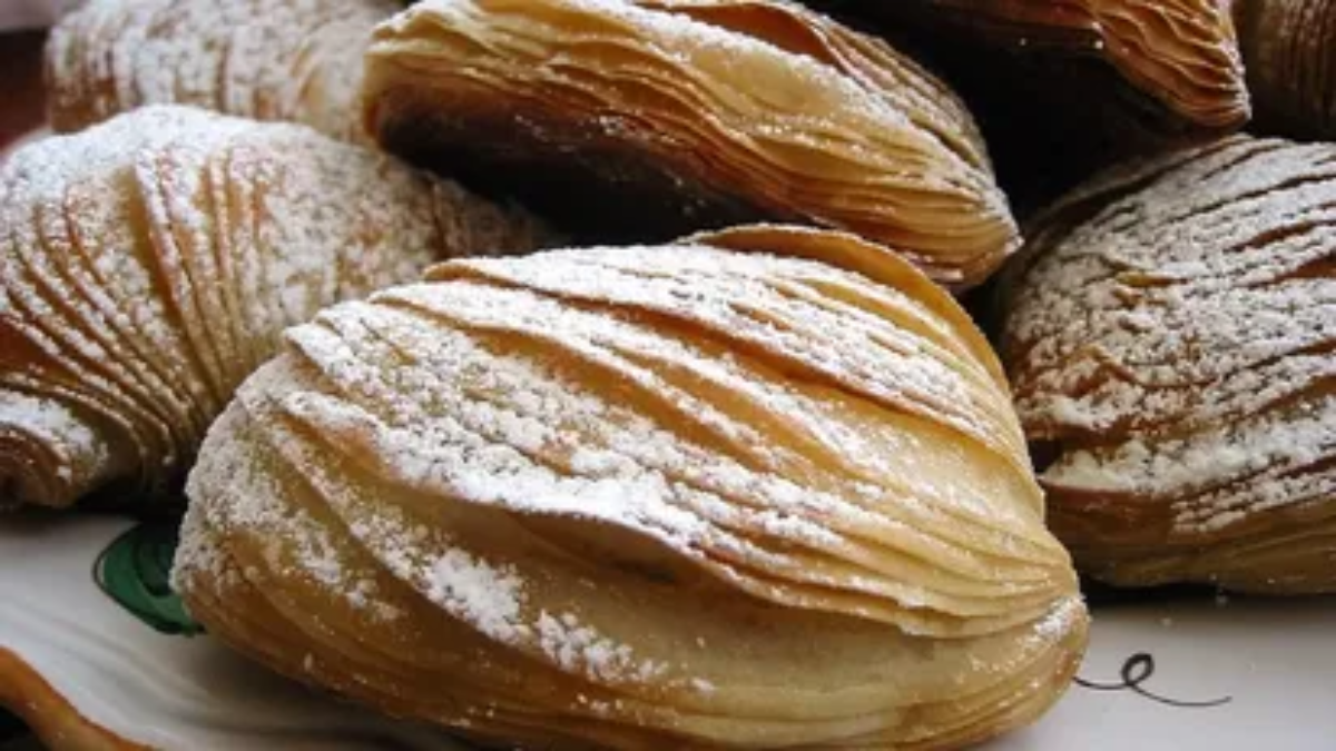 Sfogliatella napolitana: la receta original del clásico italiano Sfogliatella napolitana: la receta original del clásico italiano