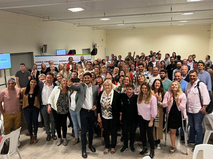 En el club Americano de Carlos Pellegrini