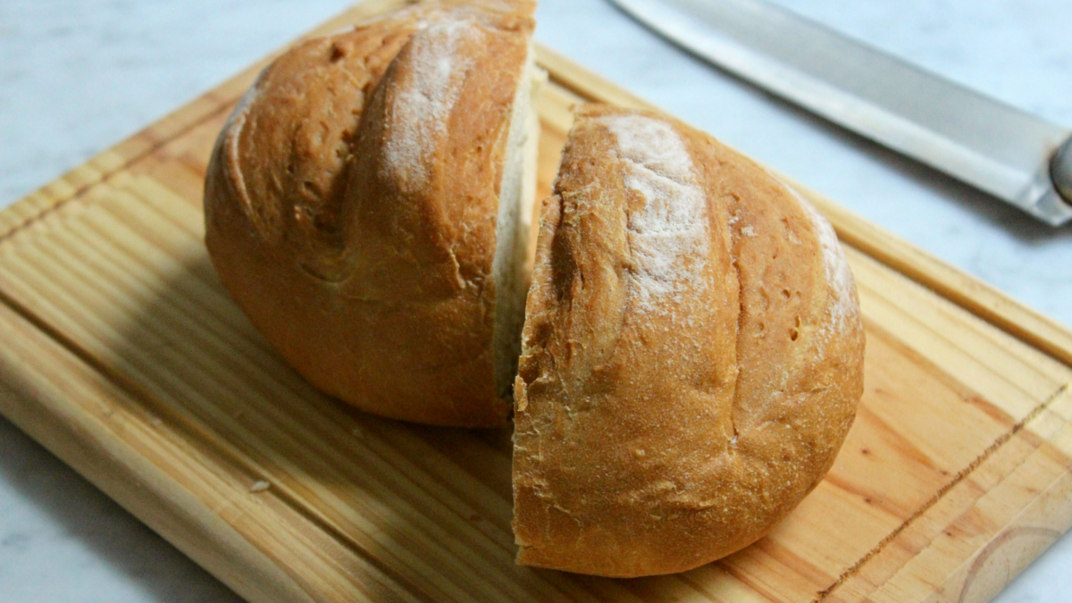El pan de campo es una delicia fácil de preparar con ingredientes simples. El pan de campo es una delicia fácil de preparar con ingredientes simples.