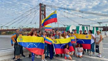 Venezolanos se concentraron en Santa Fe para exigir 