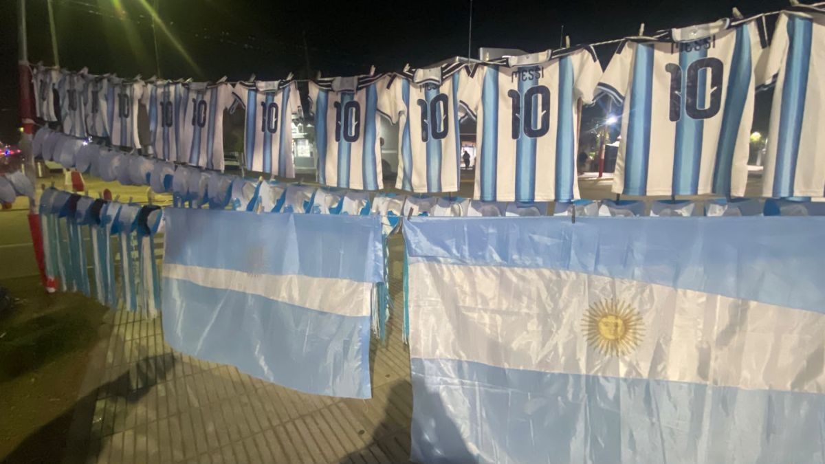 Todo el color de la Selección Argentina en las calles de Santa Fe. Todo el color de la Selección Argentina en las calles de Santa Fe.