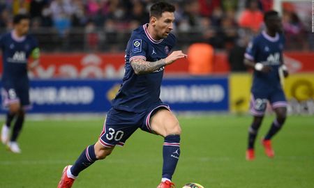 Lionel Messi hizo su estreno con el Paris Saint-Germain y Mauricio Pochettino, DT del PSG, destacó la importancia de estos primeros minutos en su nuevo club. Lionel Messi hizo su estreno con el Paris Saint-Germain y Mauricio Pochettino, DT del PSG, destacó la importancia de estos primeros minutos en su nuevo club.