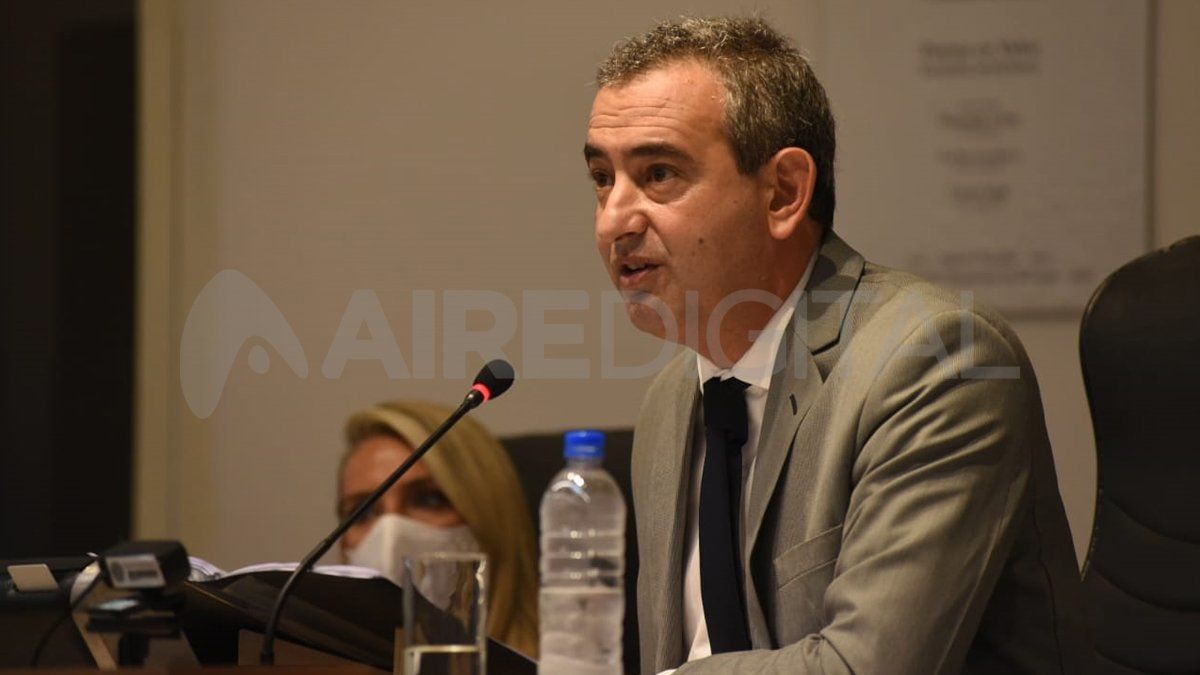 En medio de la pandemia, la imagen de Javkin se ha visto menos golpeada que la de otras figuras de la política santafesina.