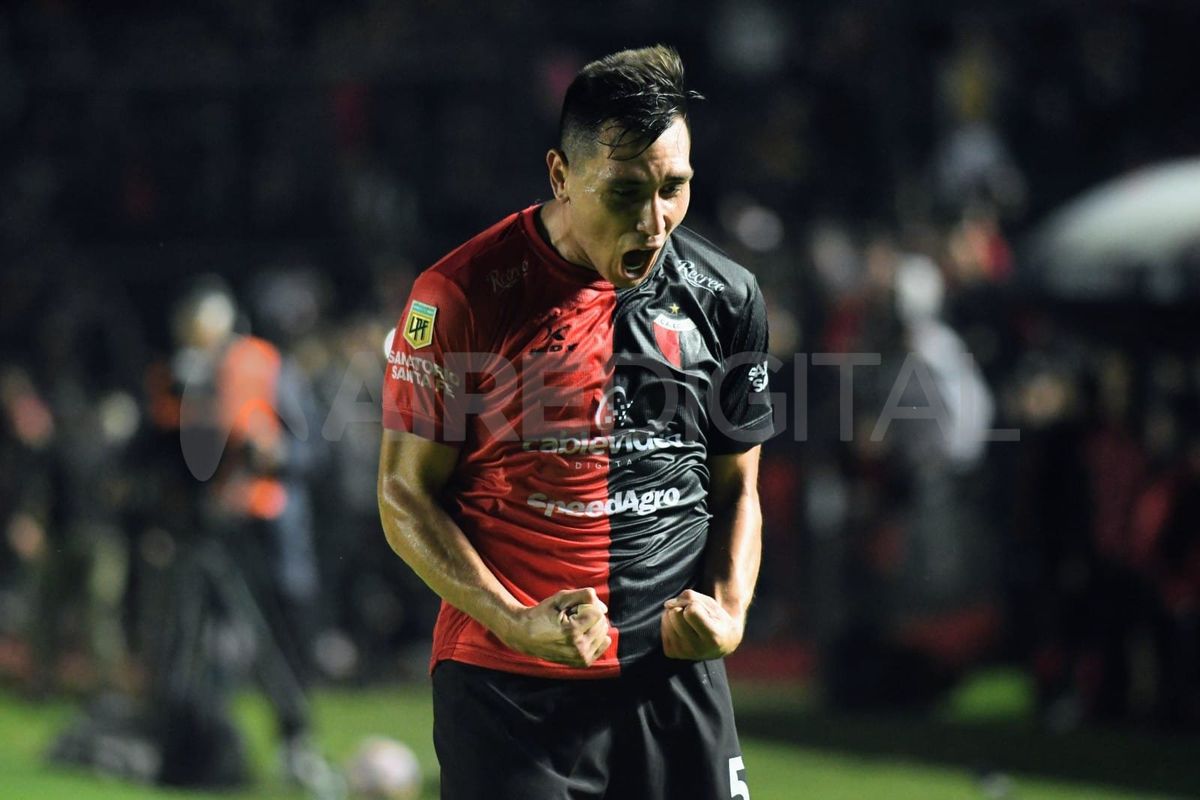 Colón recibe este sábado a Banfield en la continuidad de la fecha 15 de la Liga Profesional.
