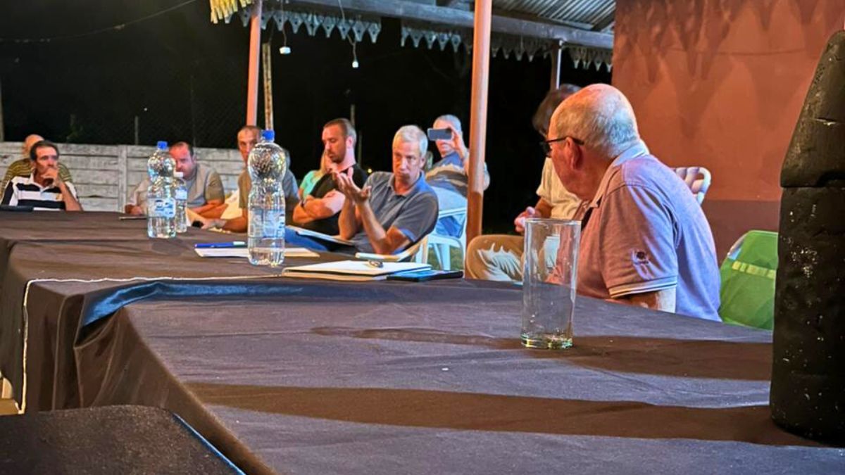 El diputado Dionisio Scarpín participó de la reunión con los productores El diputado Dionisio Scarpín participó de la reunión con los productores