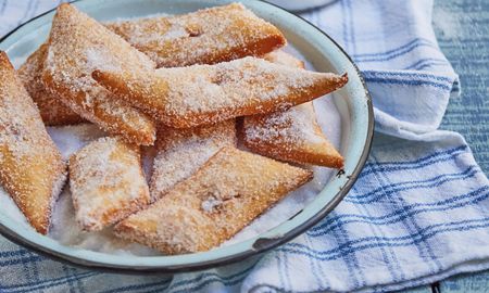 Tortas fritas con azúcar Tortas fritas con azúcar