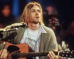 subastan el saco de lana que uso kurt cobain en el unplugged