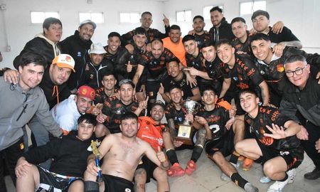 El Naranja festejó su título en el Predio Nery Pumpido. El Naranja festejó su título en el Predio Nery Pumpido.