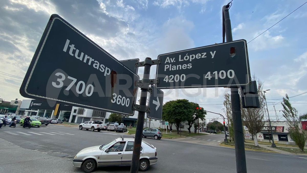 Tránsito en Santa Fe: solicitan precaución en la esquina de López y Planes e Iturraspe, donde se hará mantenimiento de semáforos.