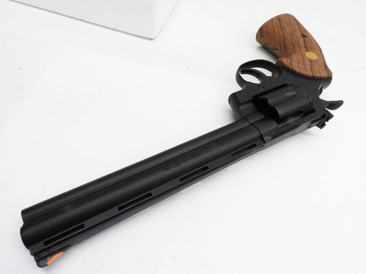Un nene de seis a&ntilde;os encontr&oacute; un rifle en el balc&oacute;n de su casa e hiri&oacute; a su hermana de tres.