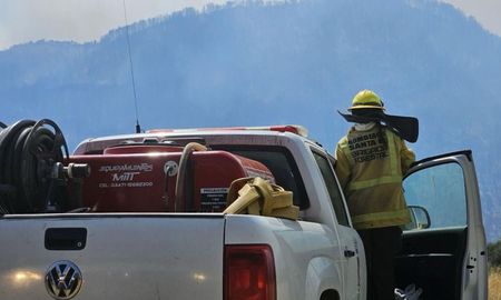 La compra del avión hidrante por parte del gobierno de la provincia de Santa Fe será una herramienta clave para el combate de incendios. La compra del avión hidrante por parte del gobierno de la provincia de Santa Fe será una herramienta clave para el combate de incendios.