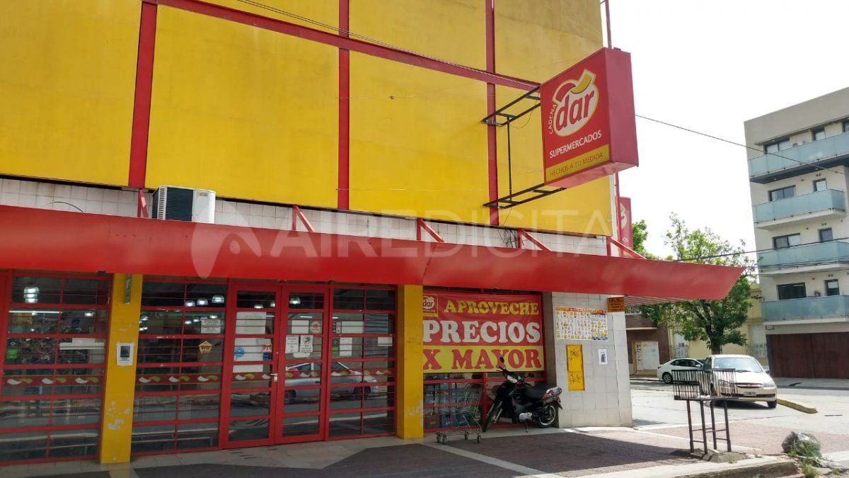 Este sábado cuatro mujeres intentaron robar en un supermercado de Santa Fe. 
